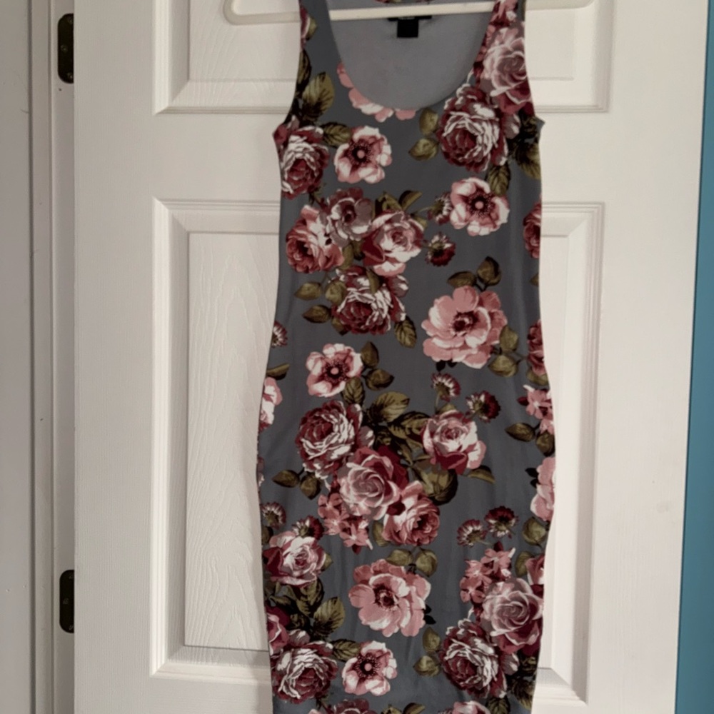 Floral Sleeveless Dress - Gray and Pink